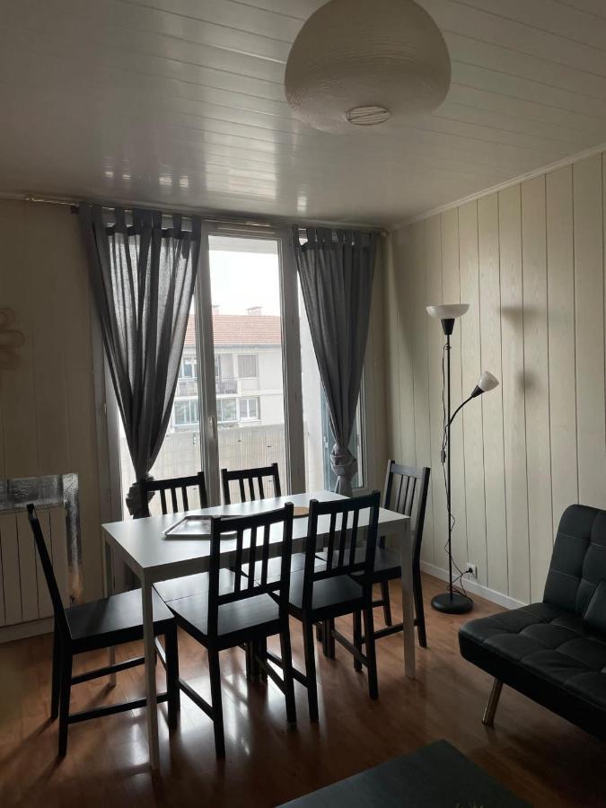 Le Parilly- Appartement 3 Chambres-Parc Parilly Bron Exteriér fotografie
